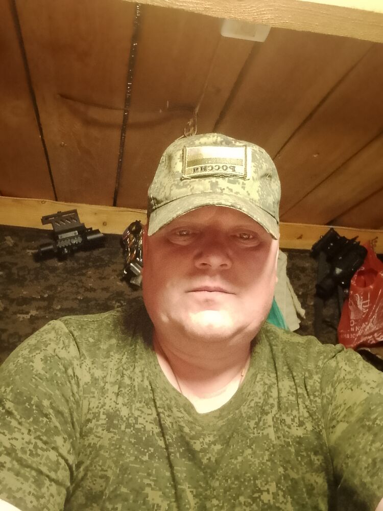  52328446  , 44 ,    