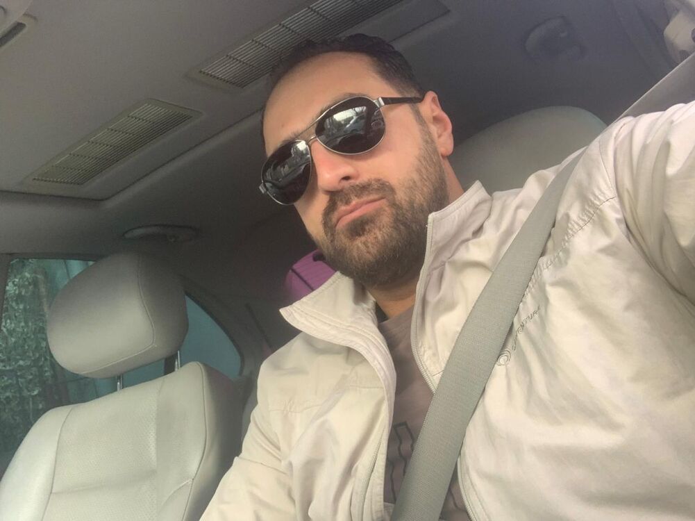  53535776  Farid, 37 ,    