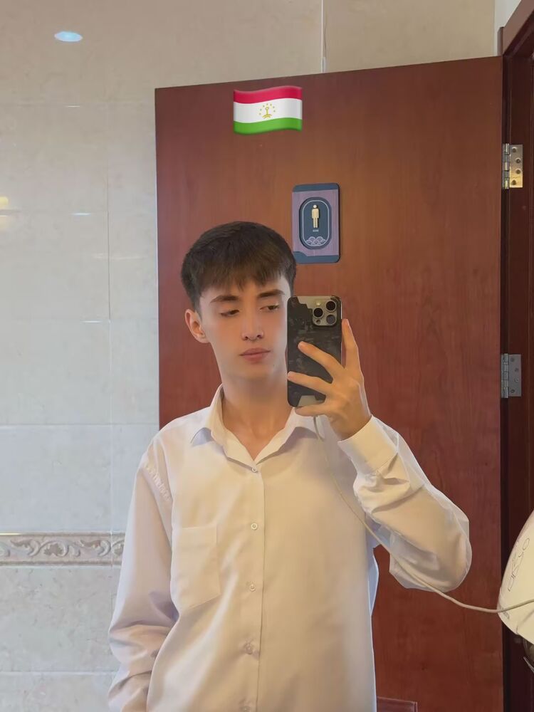  54819356  Nikita, 18 ,    