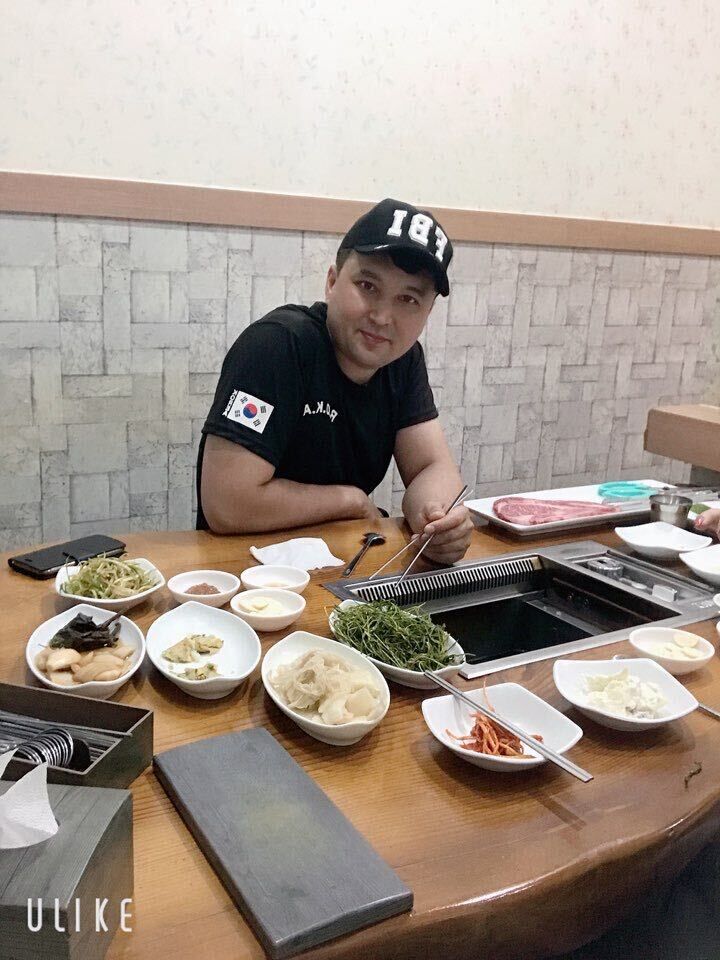  24037206  John, 40 ,    