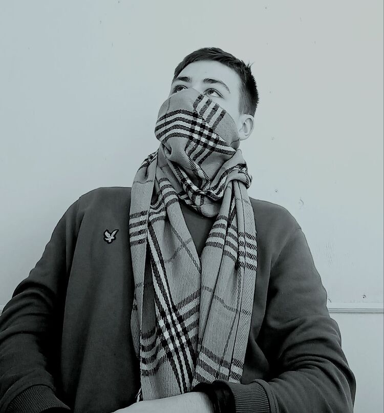  ,   Sandro, 20 ,   ,   