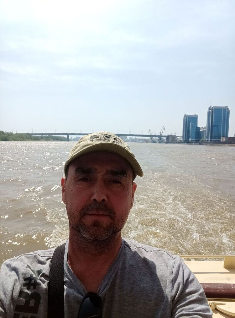  46128896  , 48 ,    