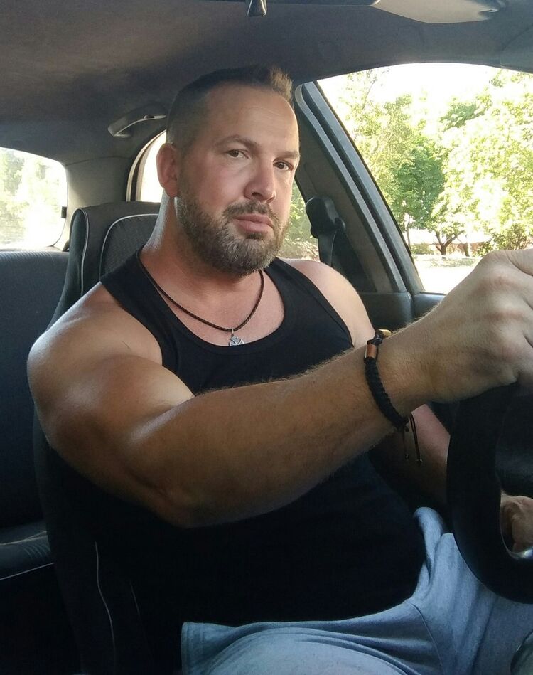  ,   Yarik, 47 ,   