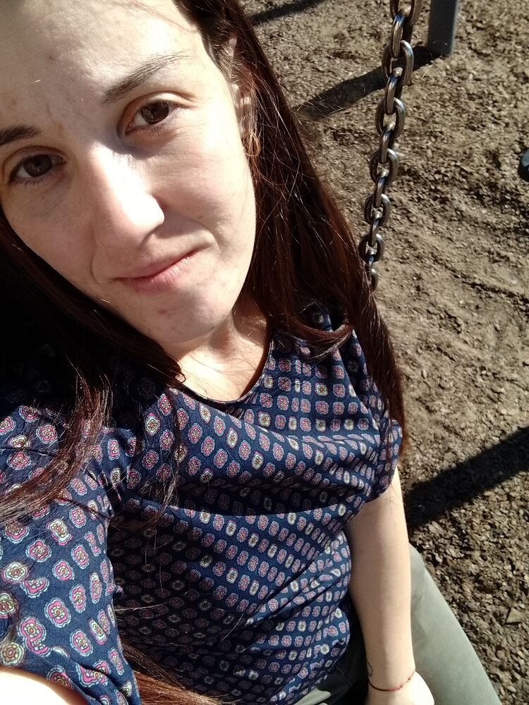  43704486  , 28 ,    