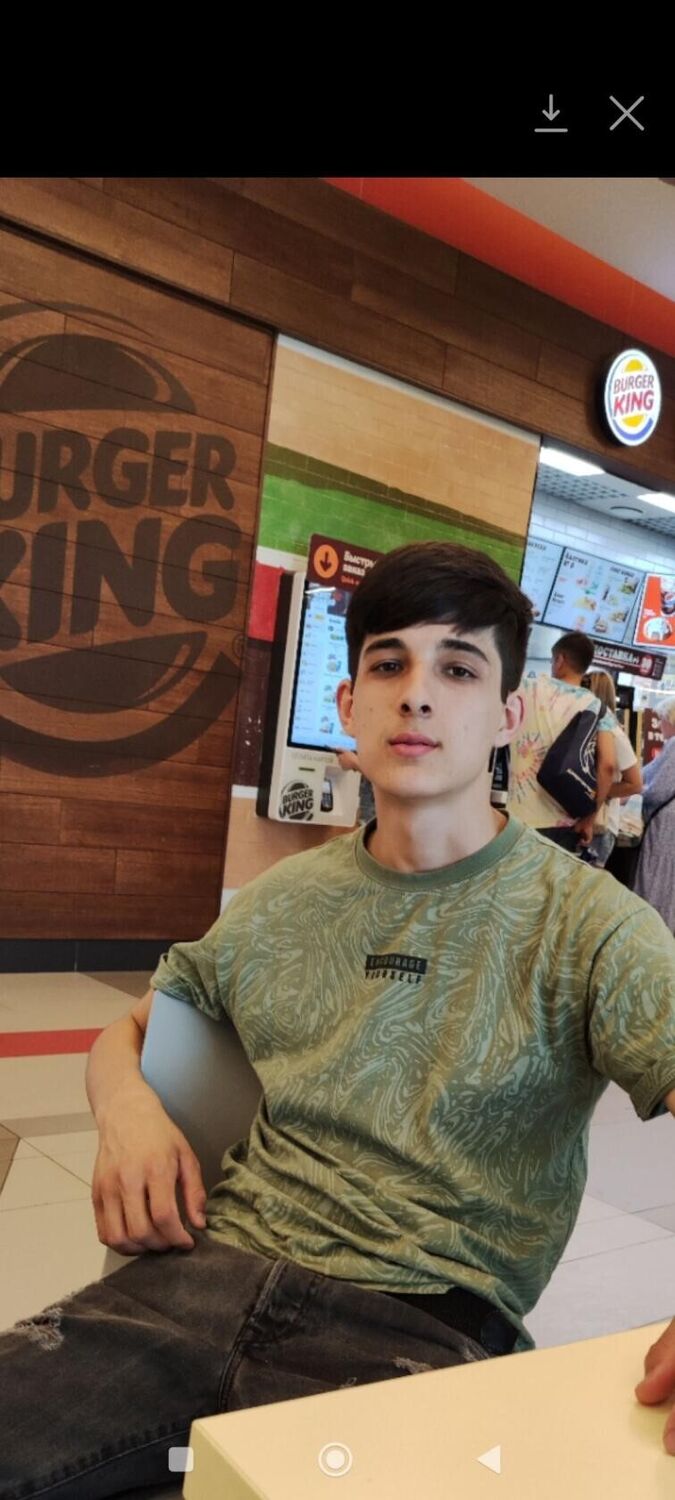  ,   Farrux, 25 ,   ,   