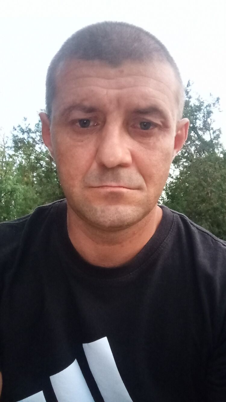  53265446  Ivan, 38 ,    