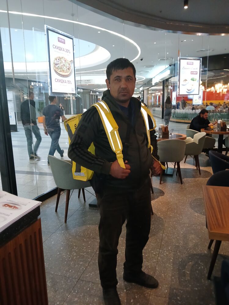  47687966  Oleg, 39 ,    