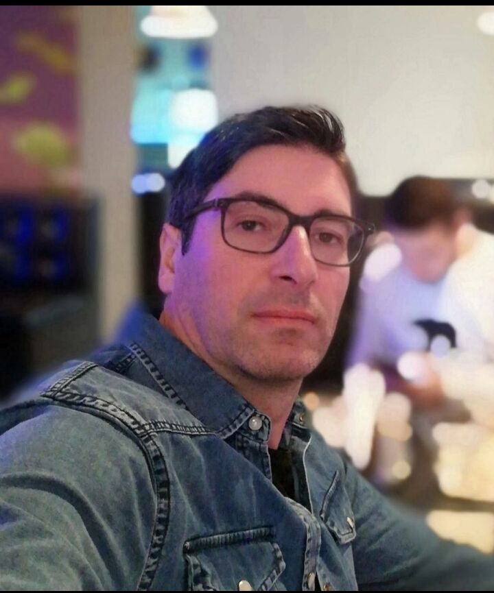  54535636  Memoli, 40 ,    