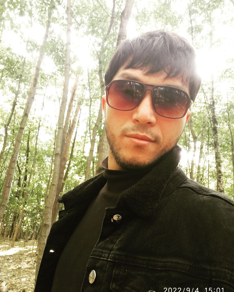  29477666  Amir, 32 ,    