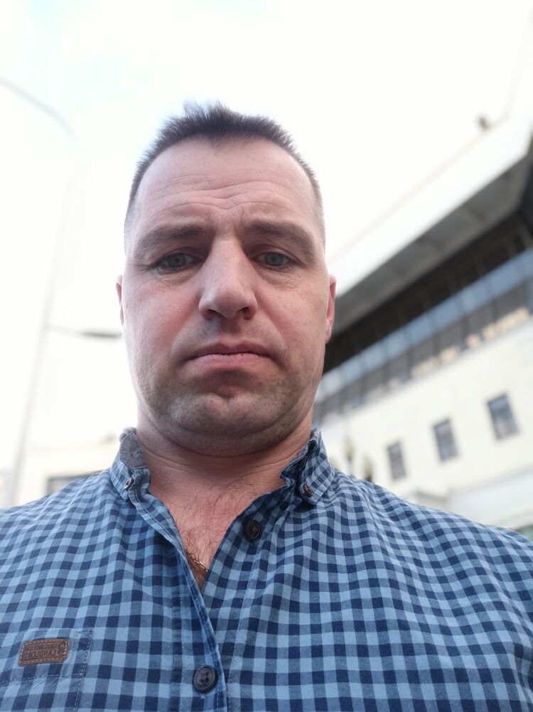  ,   Dima, 44 ,   ,   , c , 