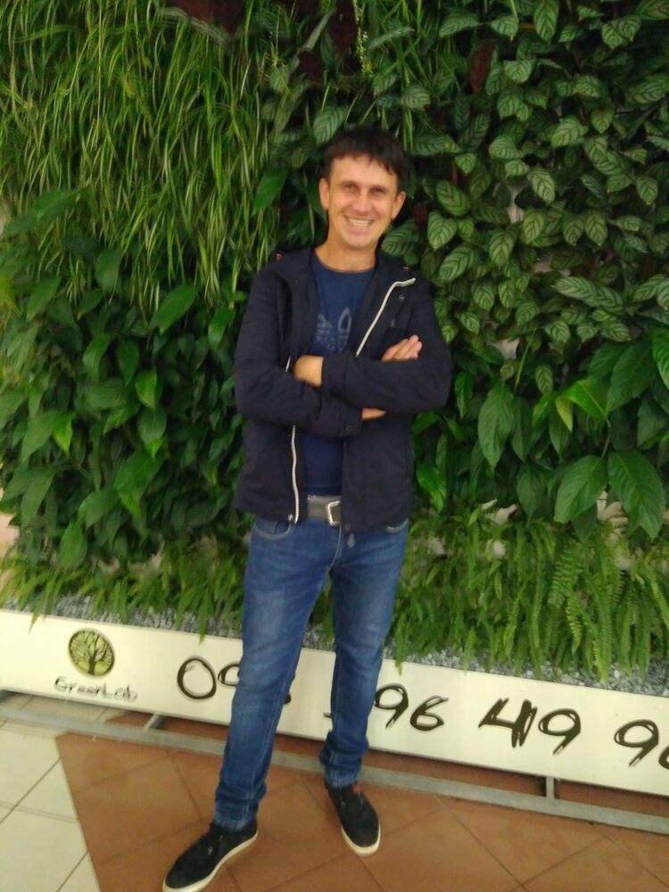  15516766  Serge, 38 ,    