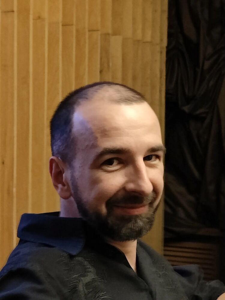  32457386  , 38 ,     