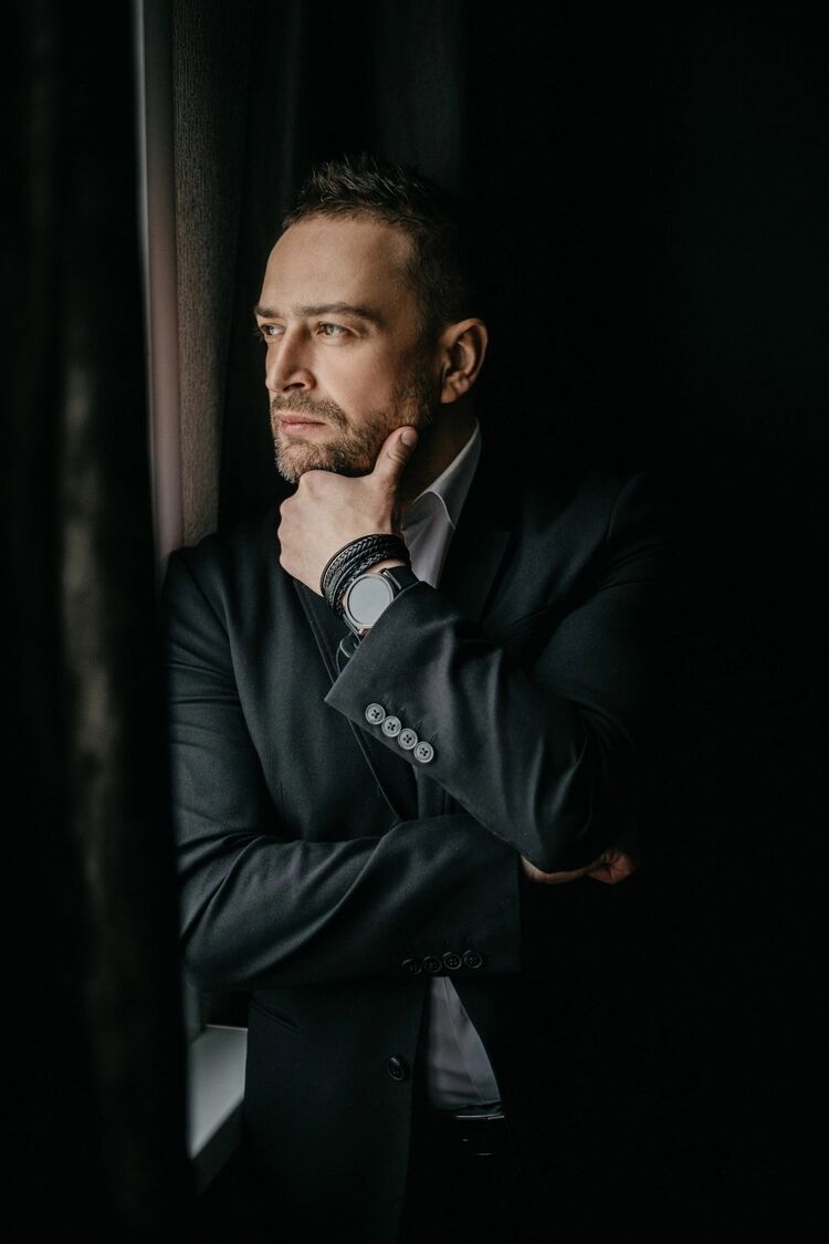  53466976  Marat, 40 ,    