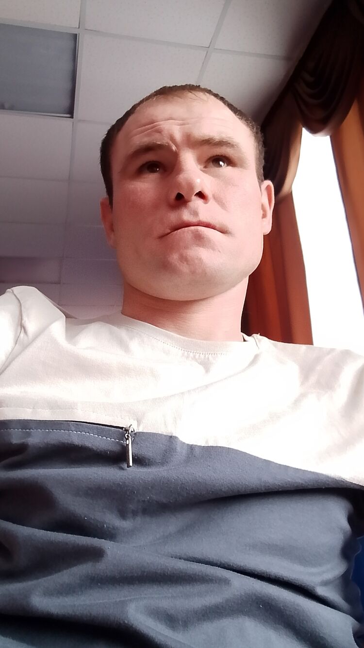  48488796  , 33 ,    