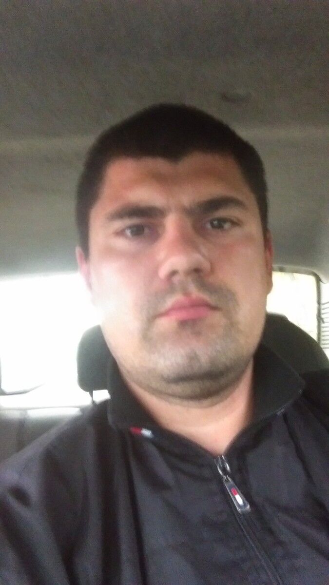  ,   Nicu, 37 ,   