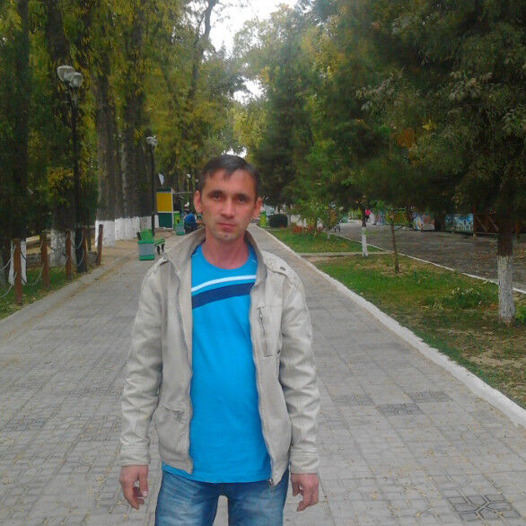  17249486  Timur, 49 ,    