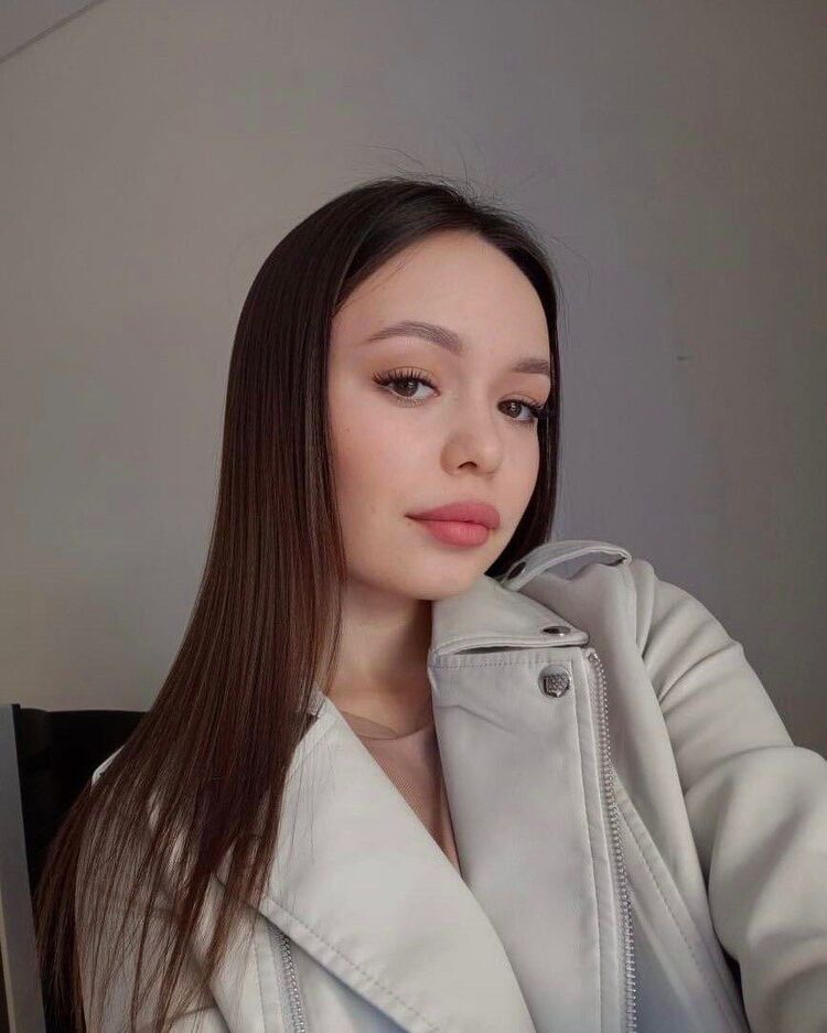  54352936  , 23 ,    --