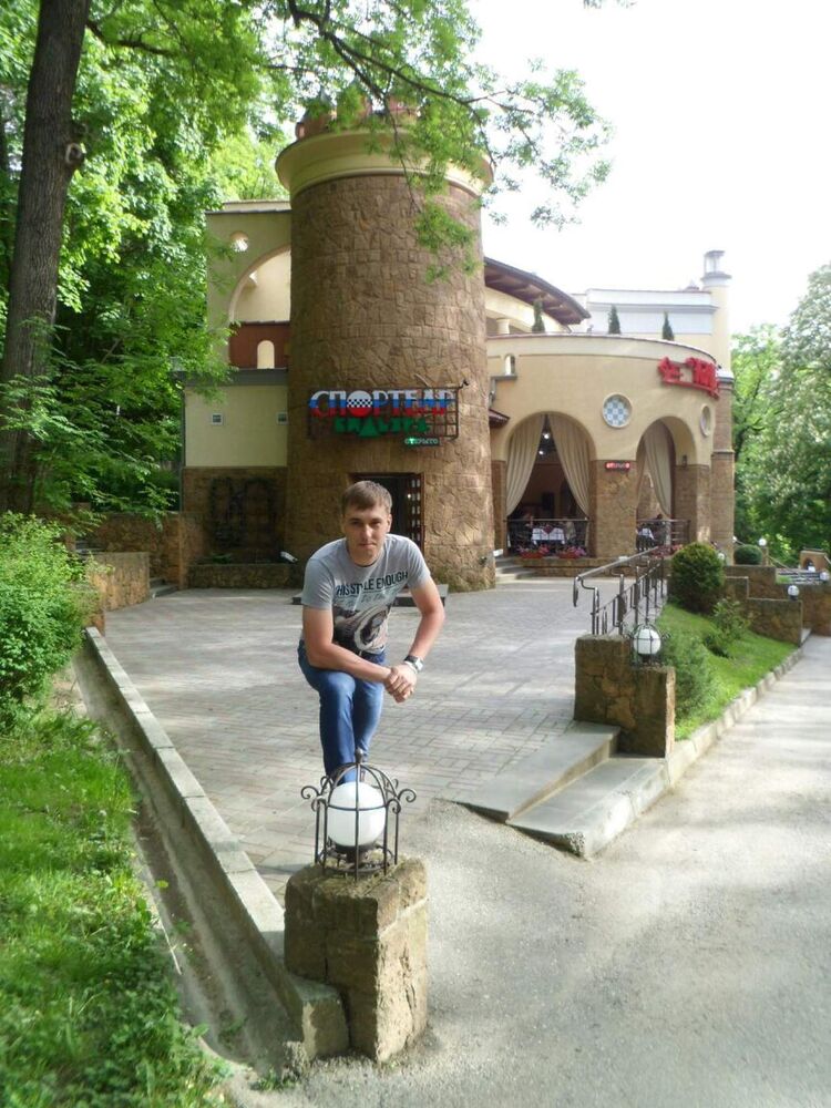  45381606  Alecsandru, 39 ,    