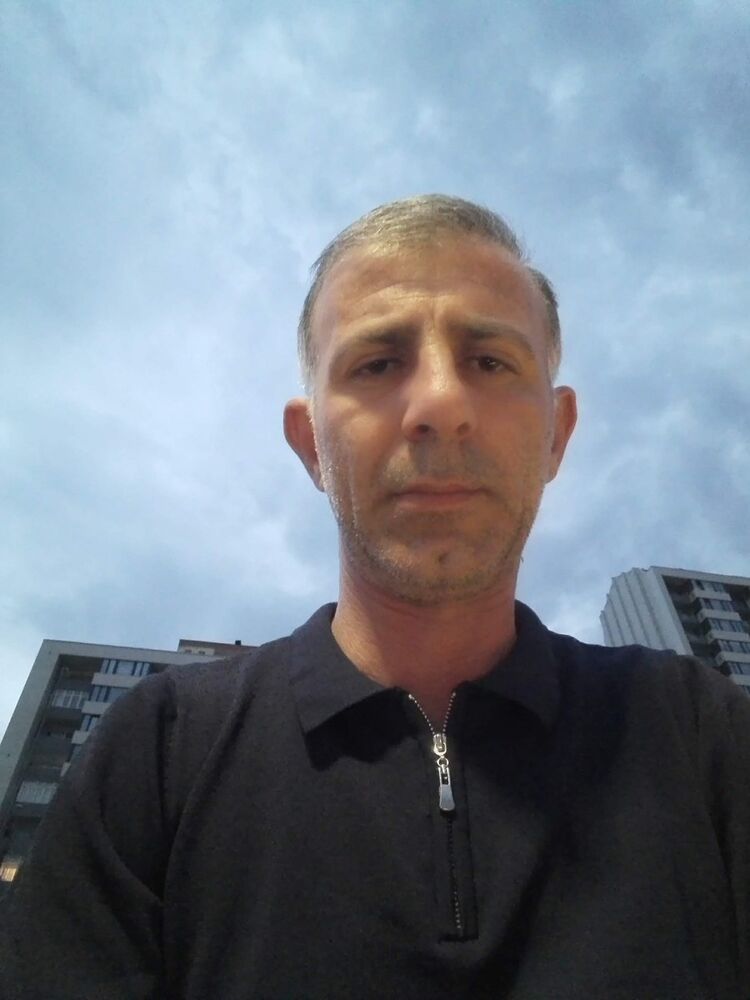  19287116  Rauf, 46 ,    