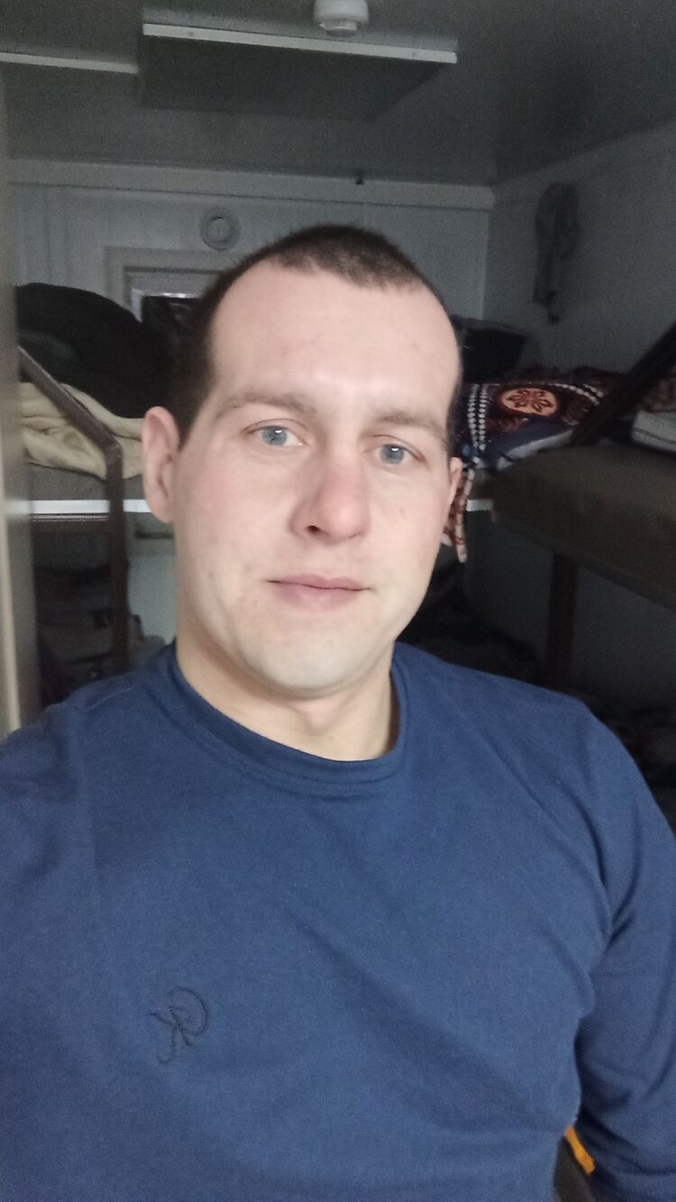  42490606  , 30 ,    