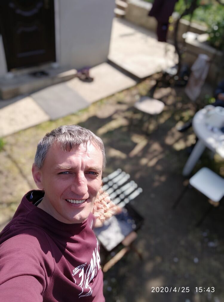  ,   Constantin, 43 ,   