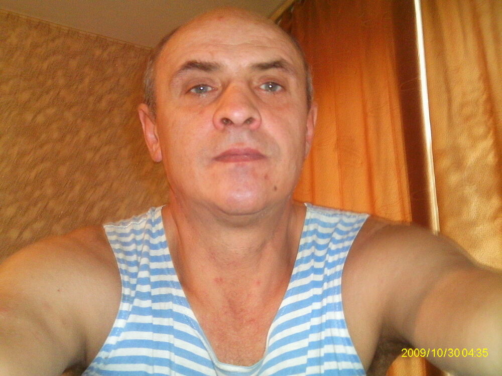  ,   Alex, 61 ,   