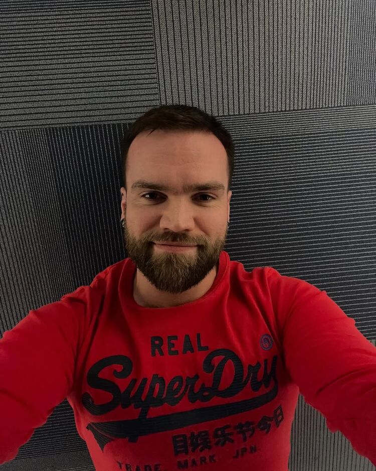  50743896  , 36 ,    