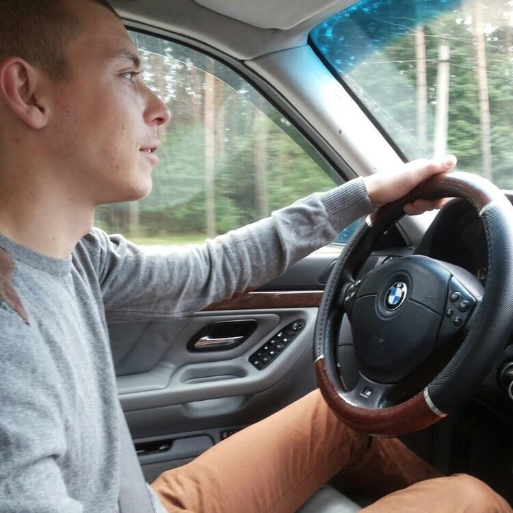  ,   Igor, 34 ,   ,   , c 