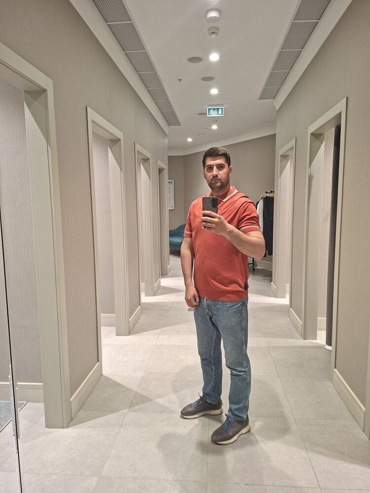  52323526  , 32 ,    -