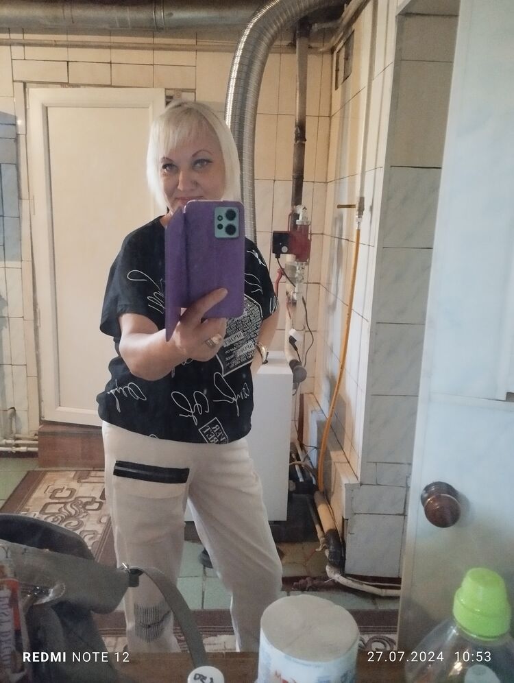  ,   Svetlana, 53 ,     