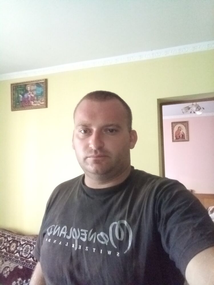  45850446  , 27 ,    