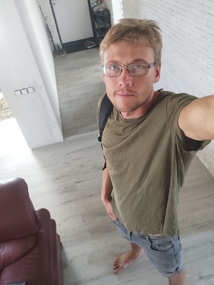  38297986  , 33 ,    