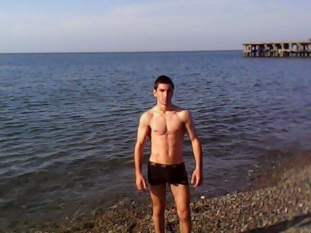  7131816  Gio, 34 ,    