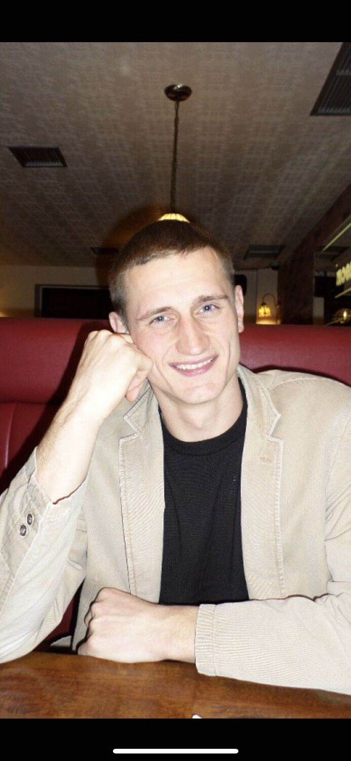  Abbots Langley,   Eduardo, 39 ,   ,   