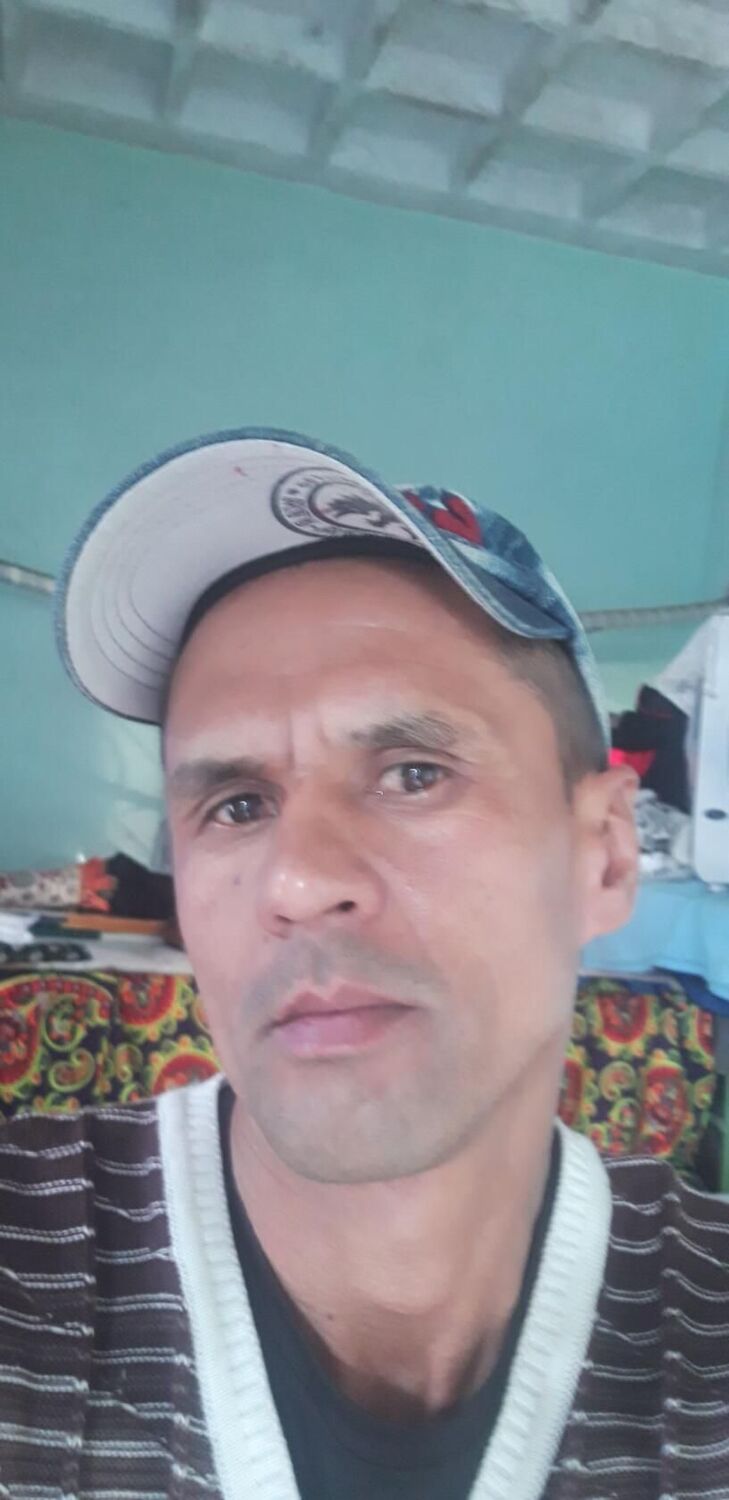  42902976  , 48 ,    