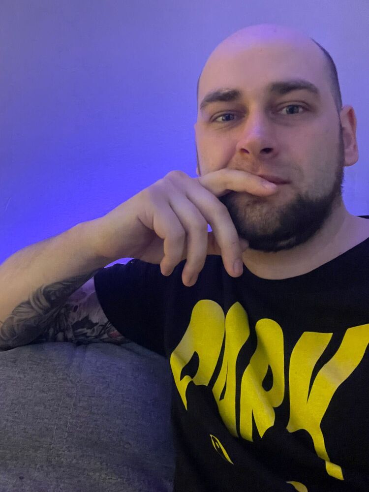  47730956  , 33 ,    
