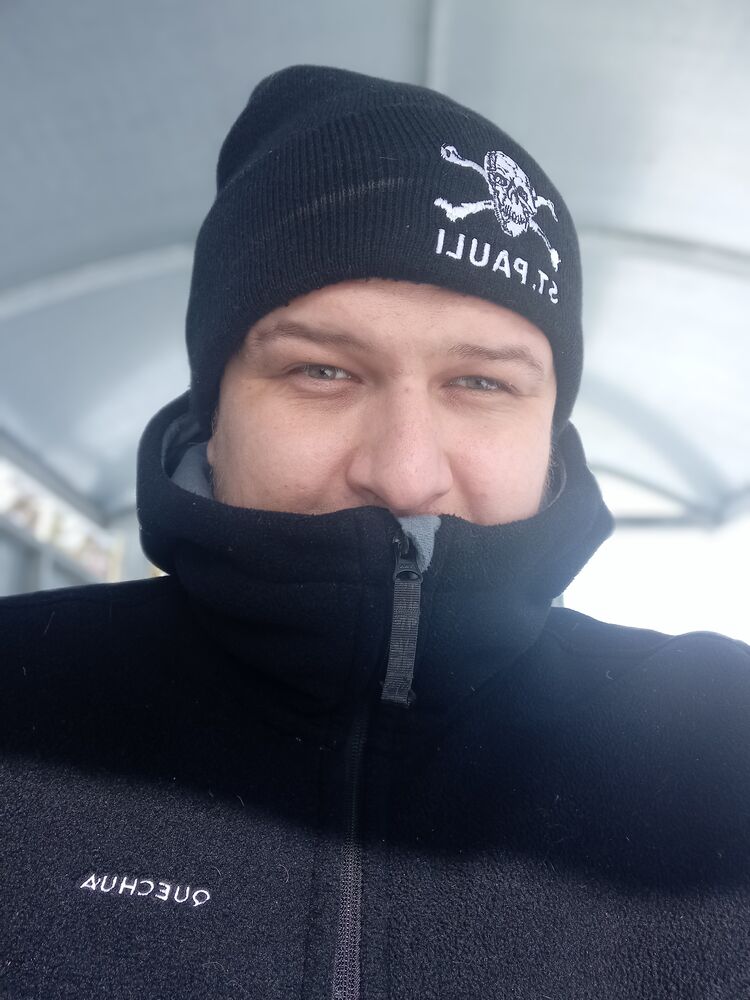  ,   Tony, 36 ,   ,   , c , 