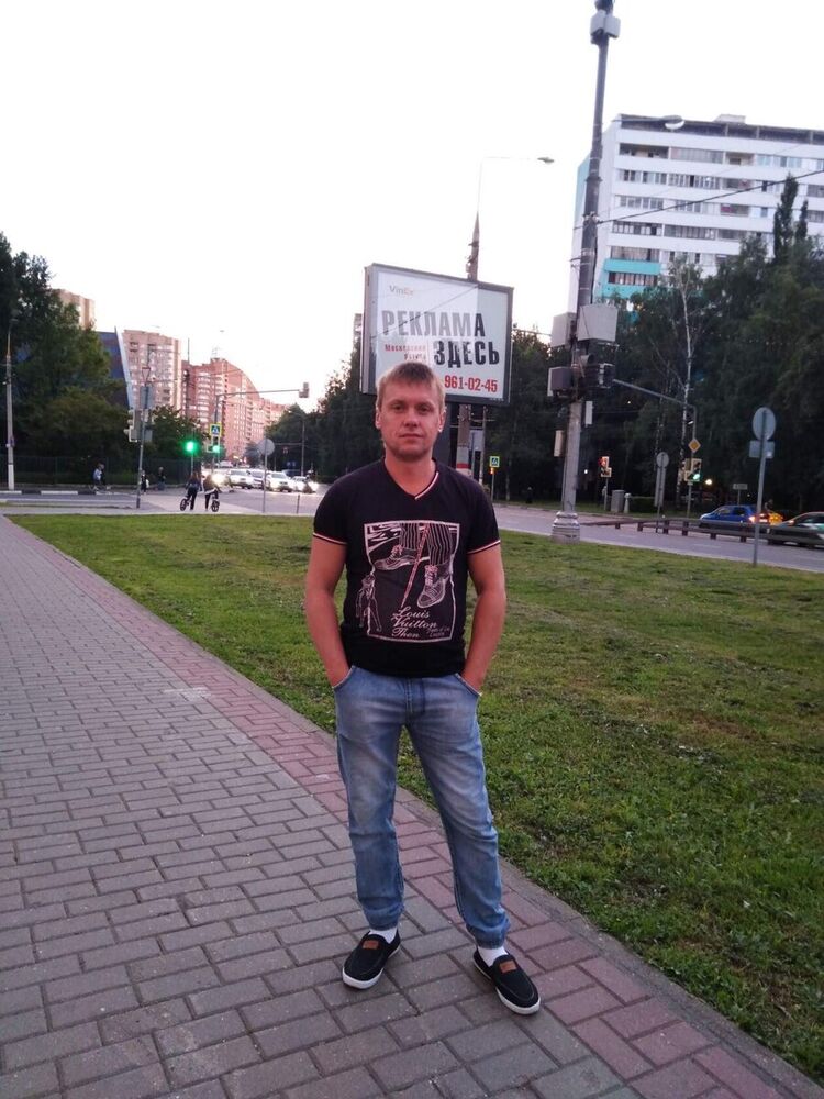  21678496  , 46 ,     