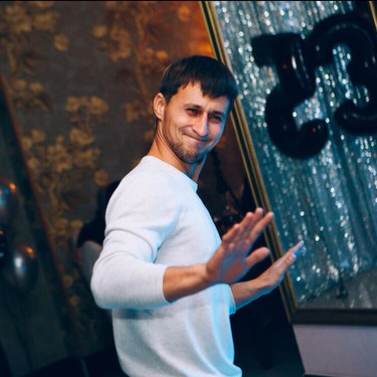  --,   Denis, 39 ,   