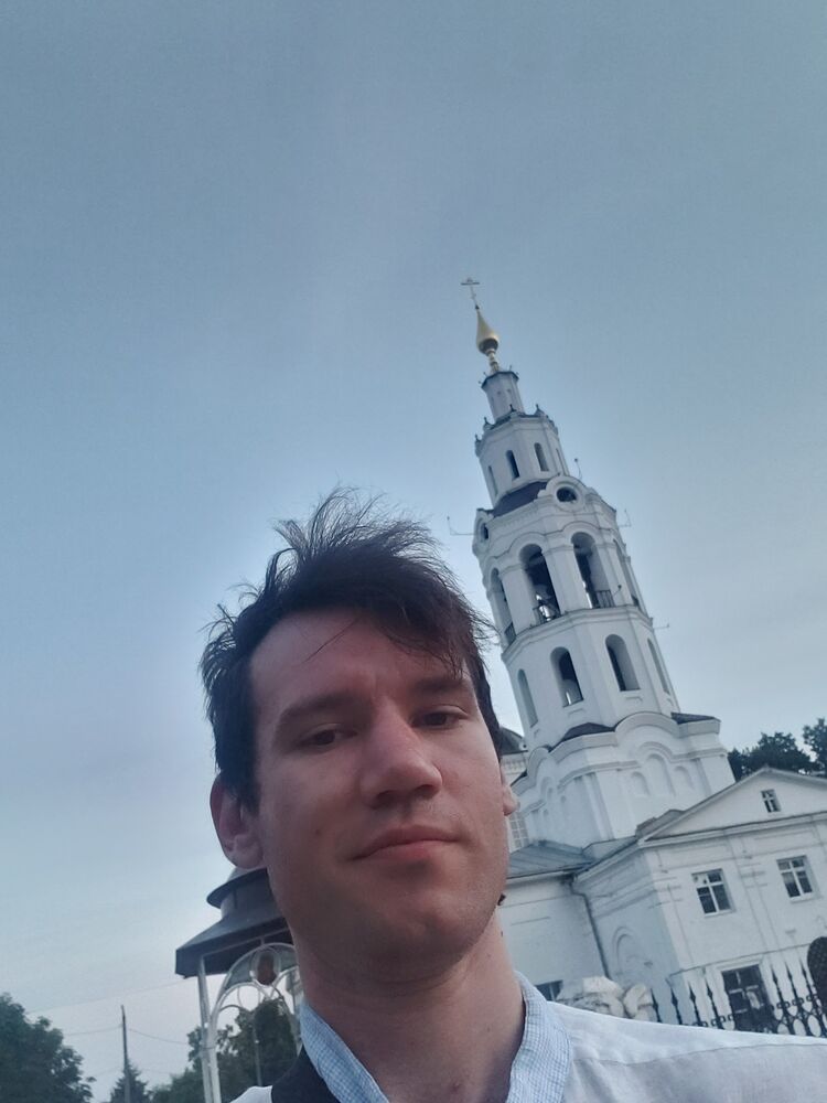  ,   Nikita, 31 ,     