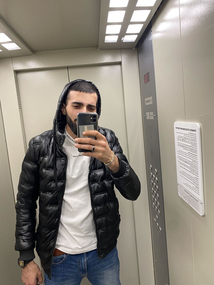  ,   Lyova, 27 ,   ,   
