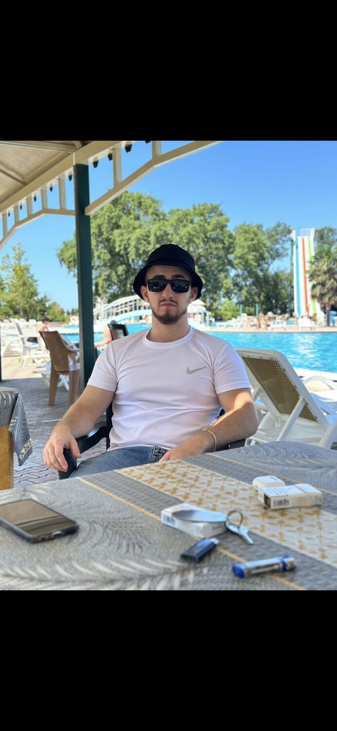  44248786  Ruslan, 25 ,    -