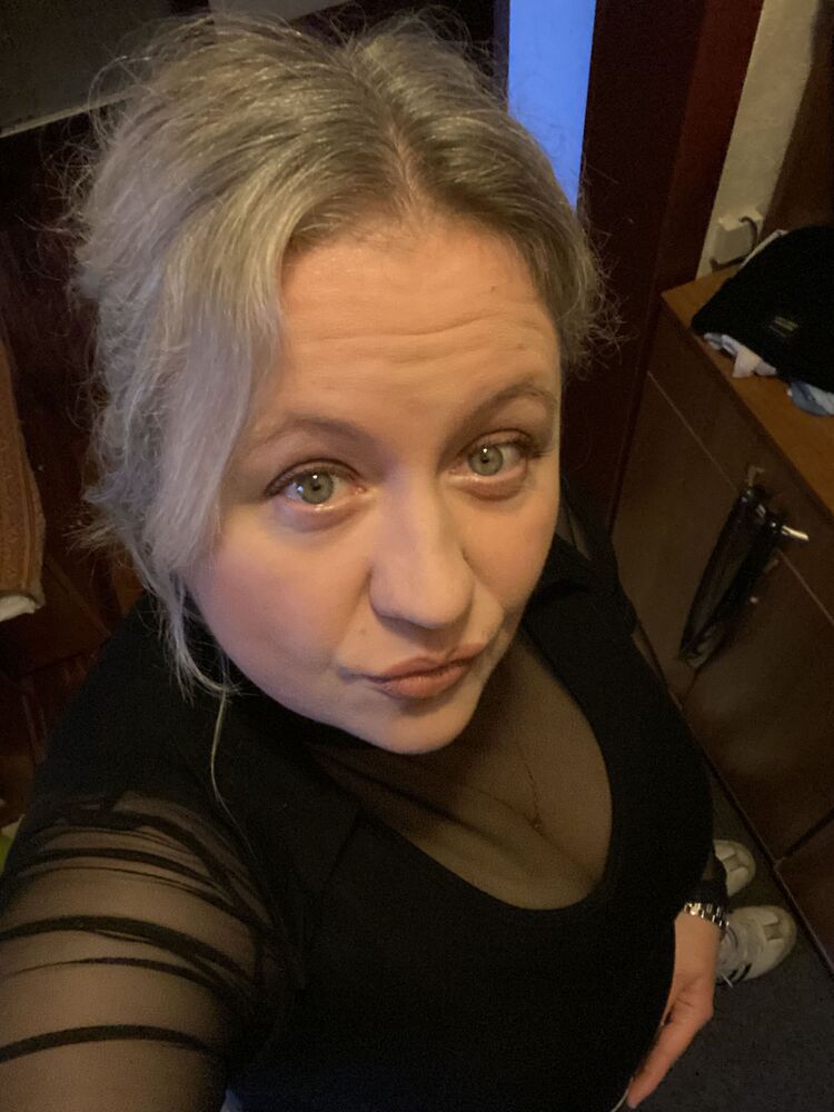  54365466  Svetlaya, 49 ,    