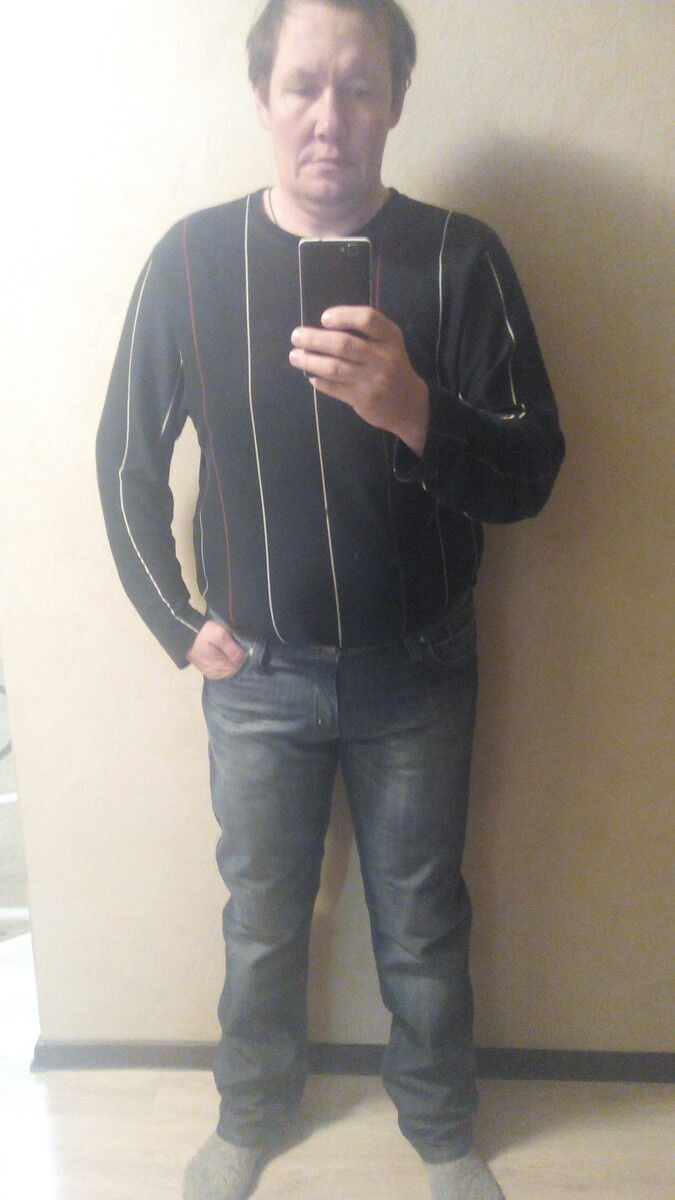  12099836  Valzvin, 56 ,    