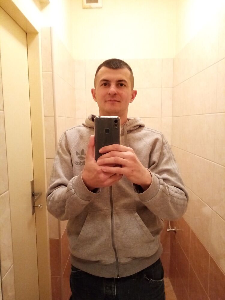  22435116  Andrey, 31 ,    -