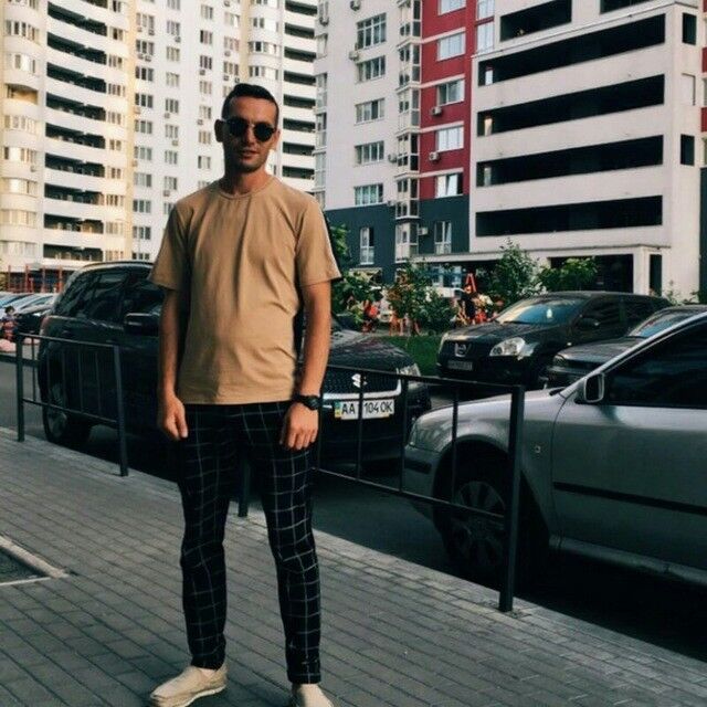  19006276  Aleksey, 32 ,    