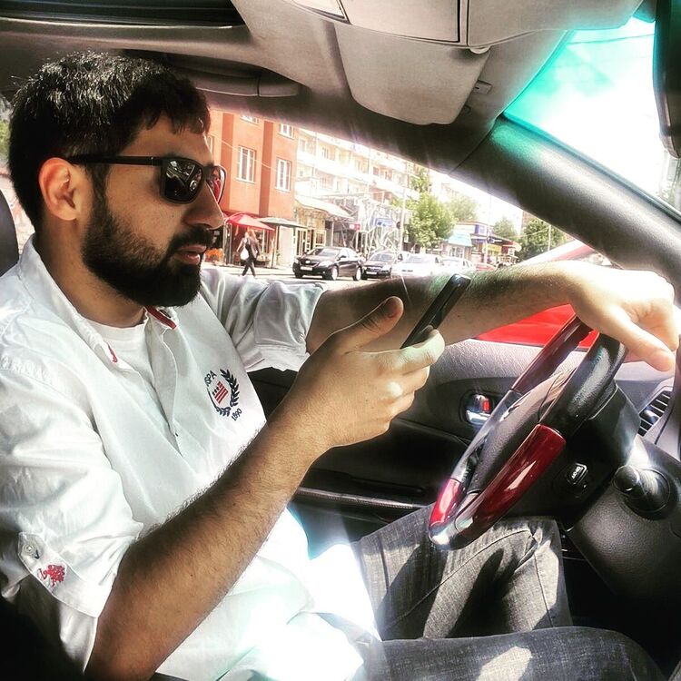  26466586  Sargis, 36 ,    