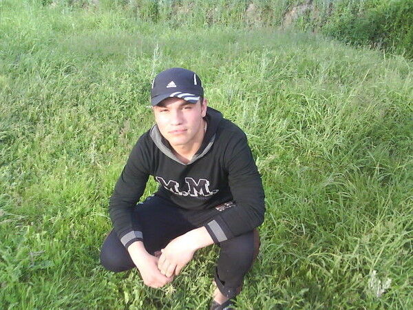  ,   Ayubjon, 30 ,   ,   , c 