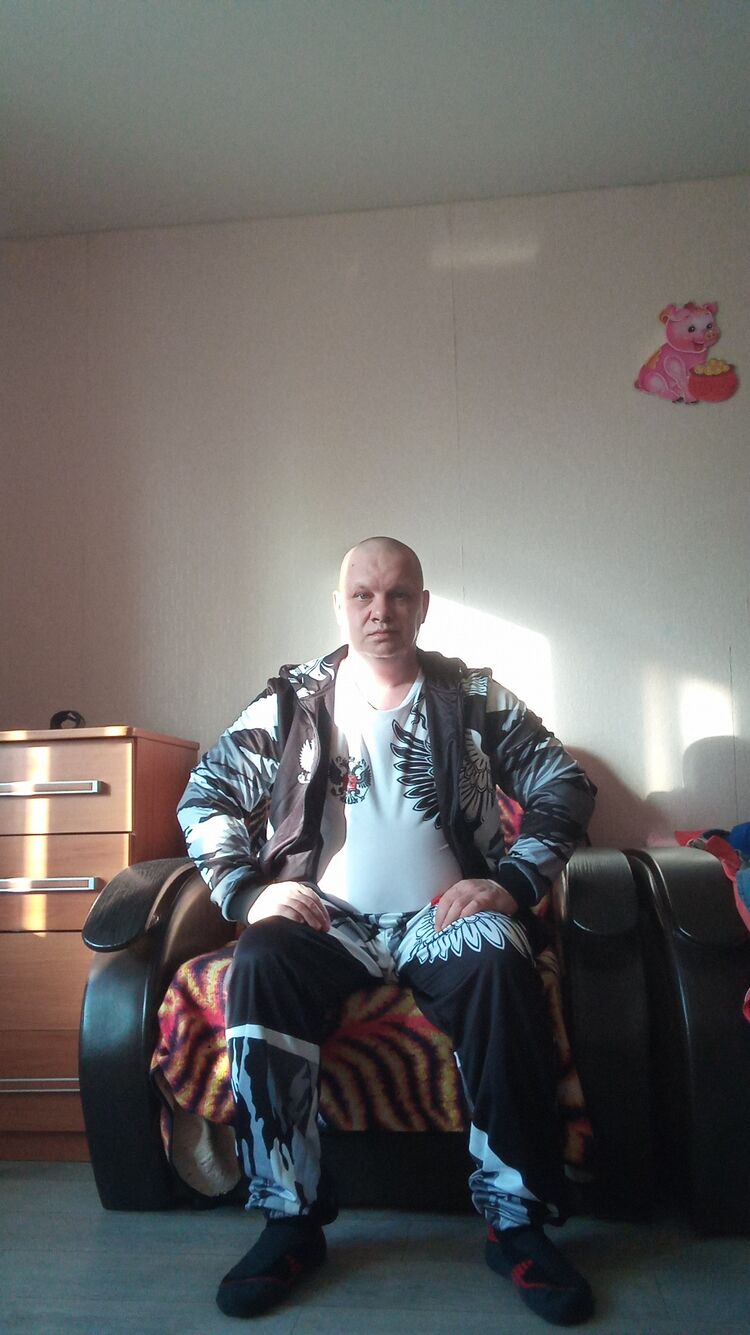  46963826  , 49 ,    