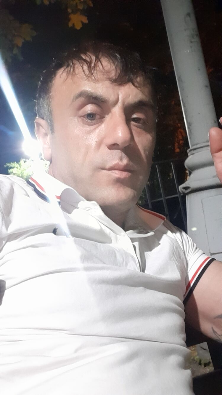  27327516  , 44 ,    